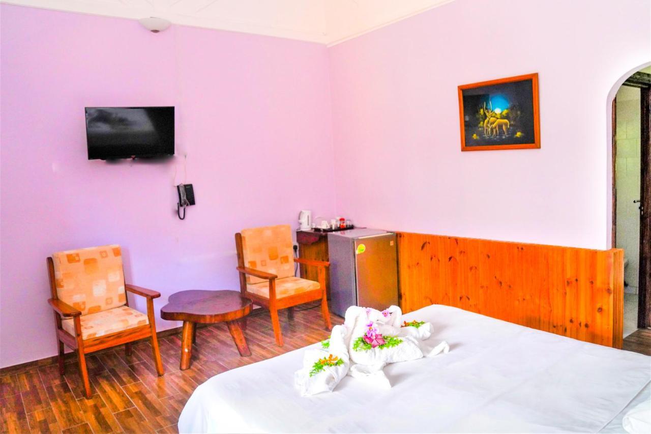 Bernique Guesthouse Диг Екстериор снимка