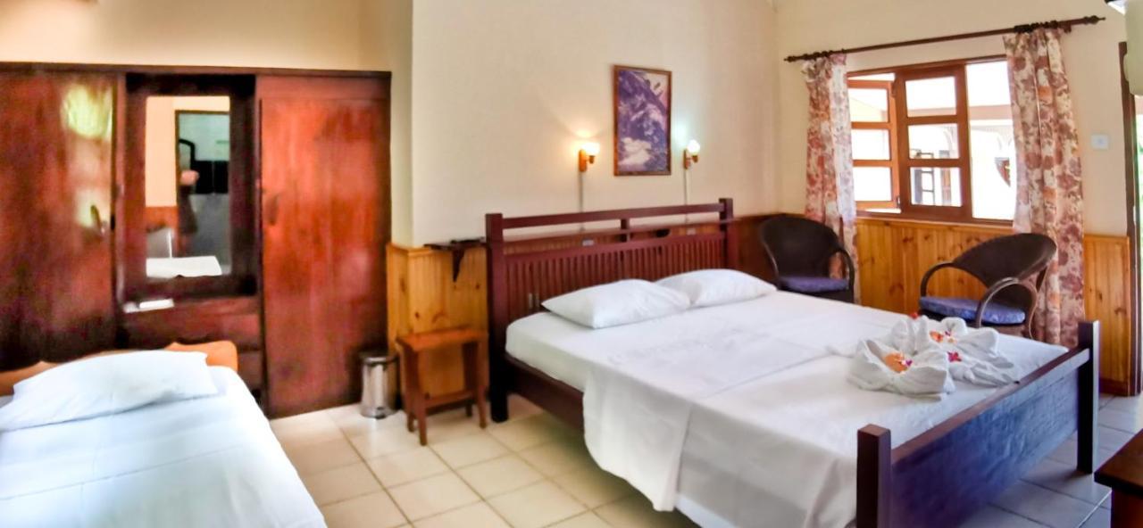 Bernique Guesthouse Диг Екстериор снимка